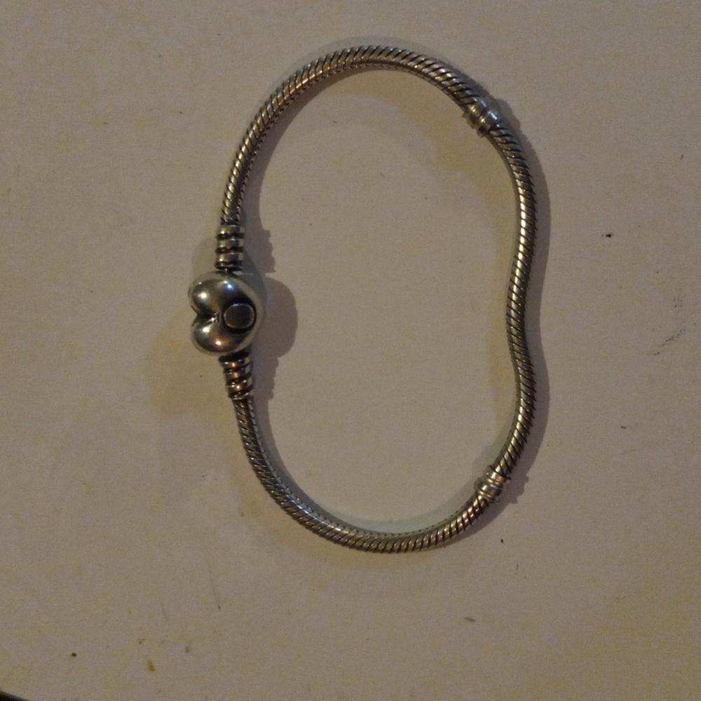 Genuine Pandora Bracelet. 7.5" (no beads)